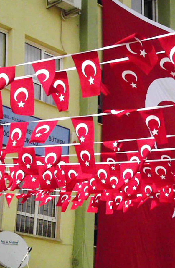 İzmir Bayrak İpe Dizili Flamalar